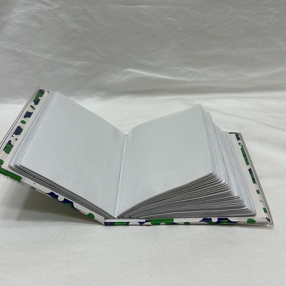 Mini photo album, 4x6 - Picture 3 of 3